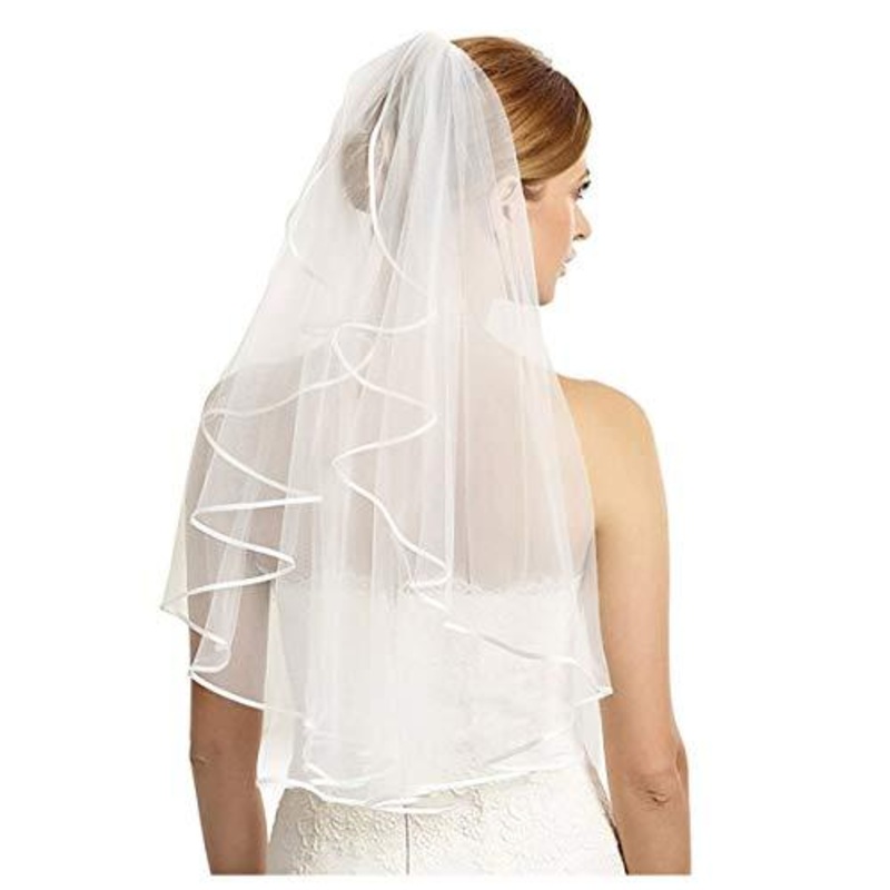 Bridal Veil Women's Simple Tulle Short Wedding Veil Satin Edge With Comb for Wedding Bachelorette Party (Off White)