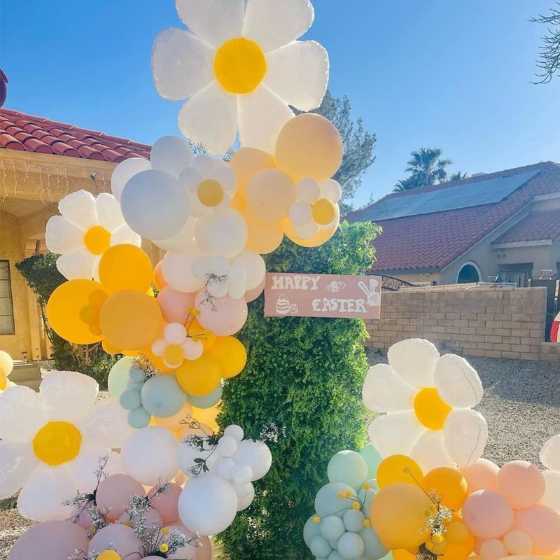 Daisy Balloons 9 Pieces White Daisy Flower Balloons for Groovy Daisy Theme Girls Birthday Party Wedding Baby Shower Decoration (3 sizes mixed)