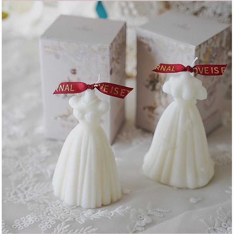 Set of 2 Romantic Wedding Dress Scented Candles, Burning Time 10-12 Hours, Perfect For Valentine's Day, Wedding Gifts