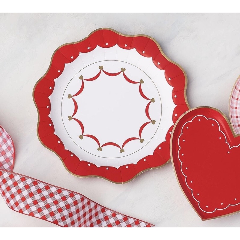 Red Heart Party Plates