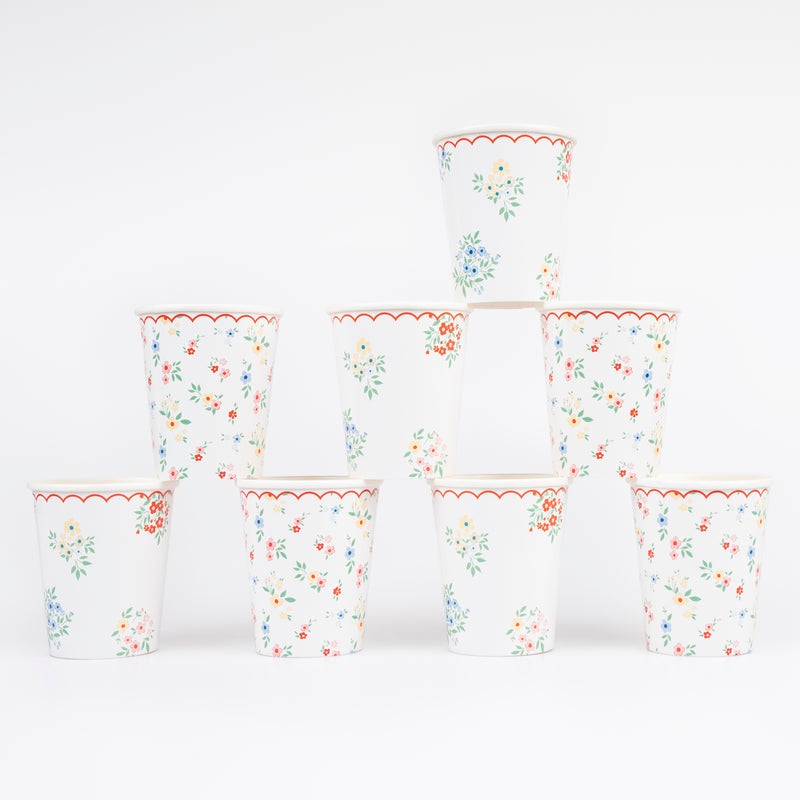Ditzy Posy Scalloped Cups 8pk.