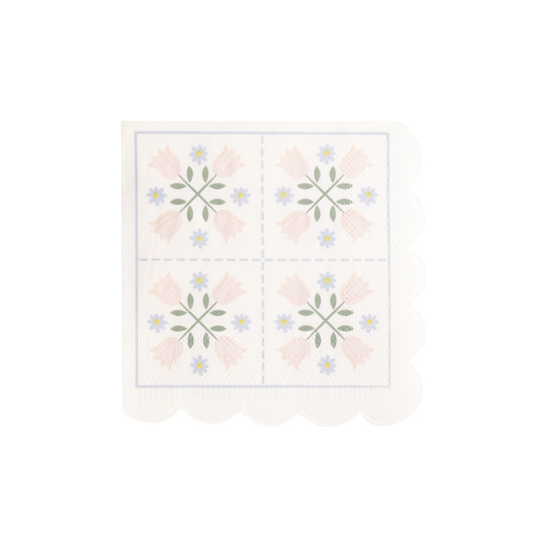 Spring  Scallop Paper Cocktail Napkins - 40pk